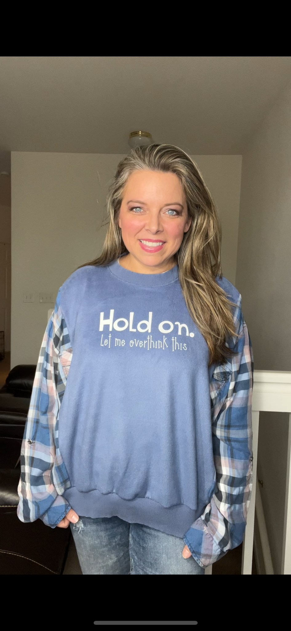 Upcycled Hold On – women’s L/XL – midweight sweatshirt with flannel sleeves ￼