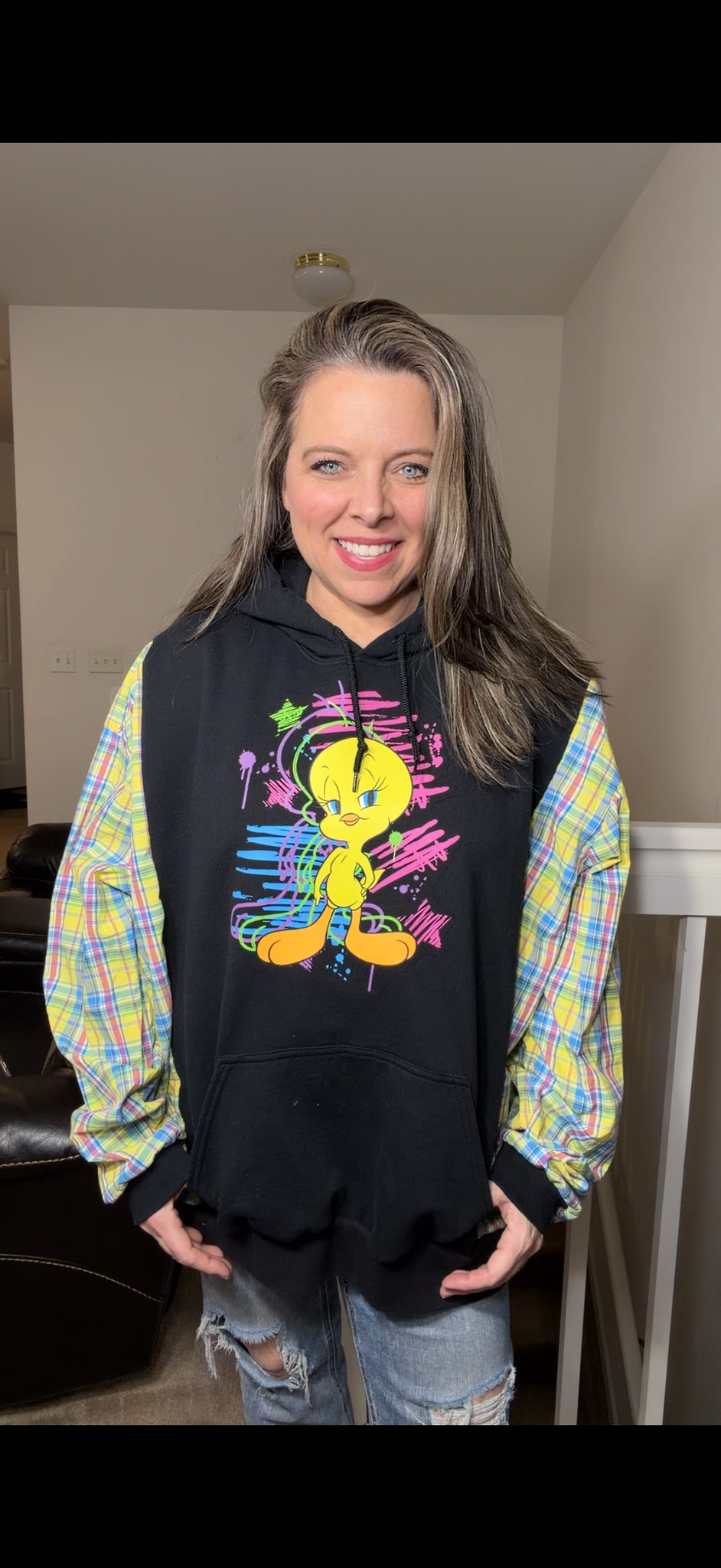 Upcycled Tweety – women's 3X/4X midweight sweatshirt with cotton sleeves