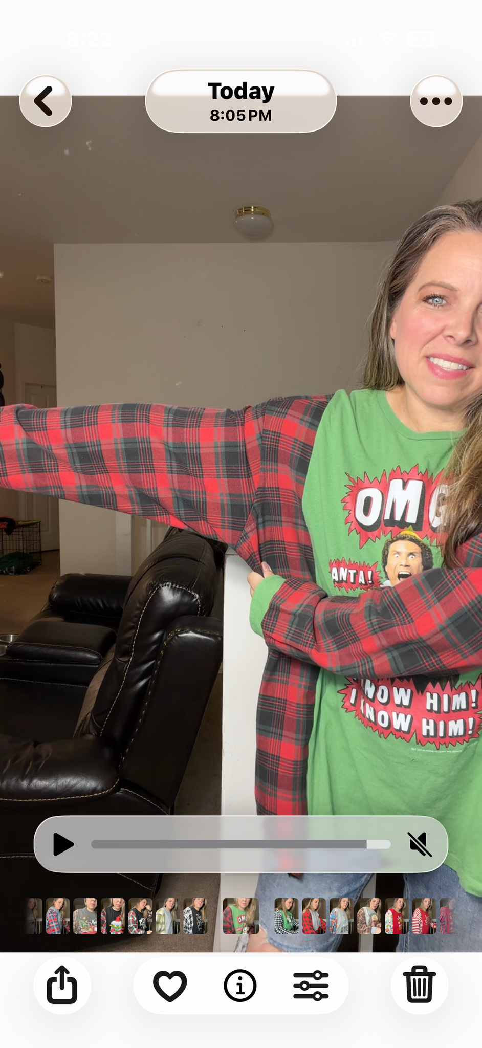 Upcycled elf – women's 2X/3X T-shirt with flannel sleeves