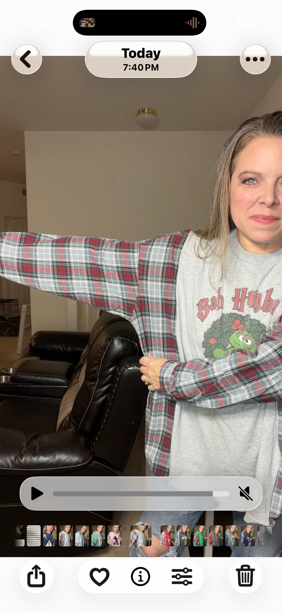 Upcycled Humbug – women's 2X/3X T-shirt with flannel sleeves ￼