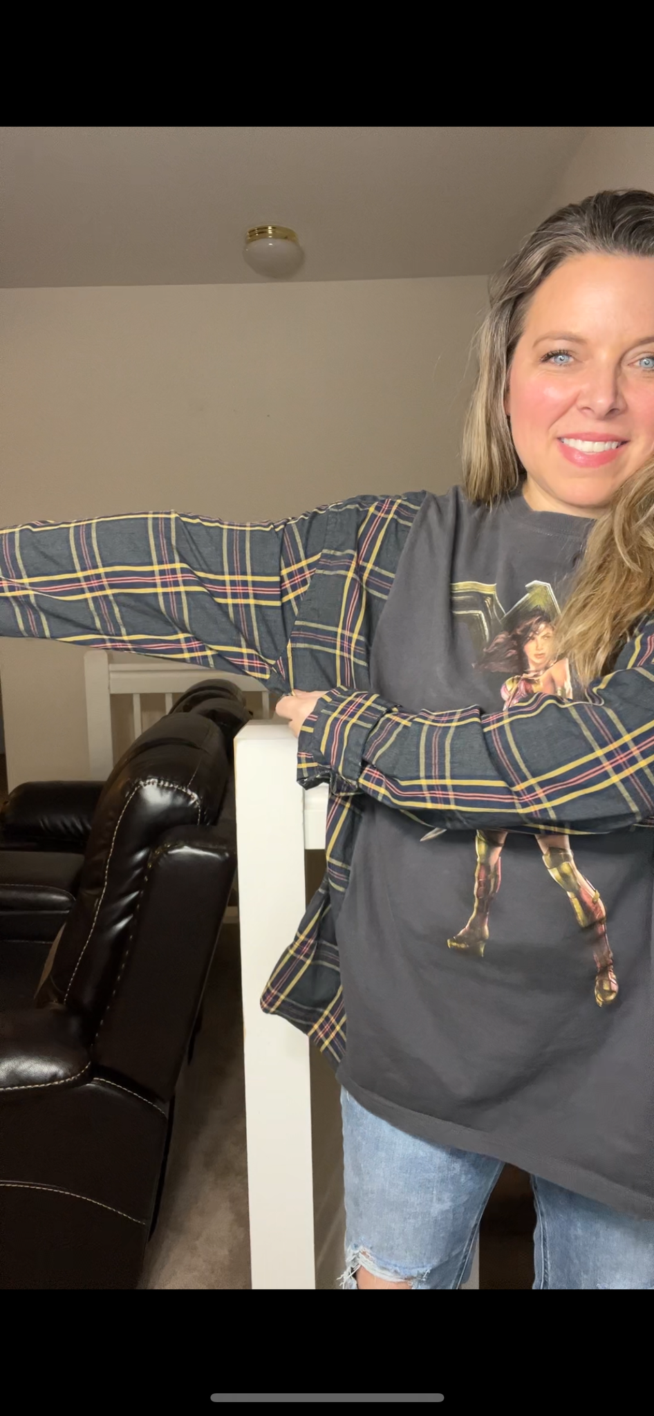 Upcycled Wonder woman – women’s 3X – T-shirt with soft cotton sleeves