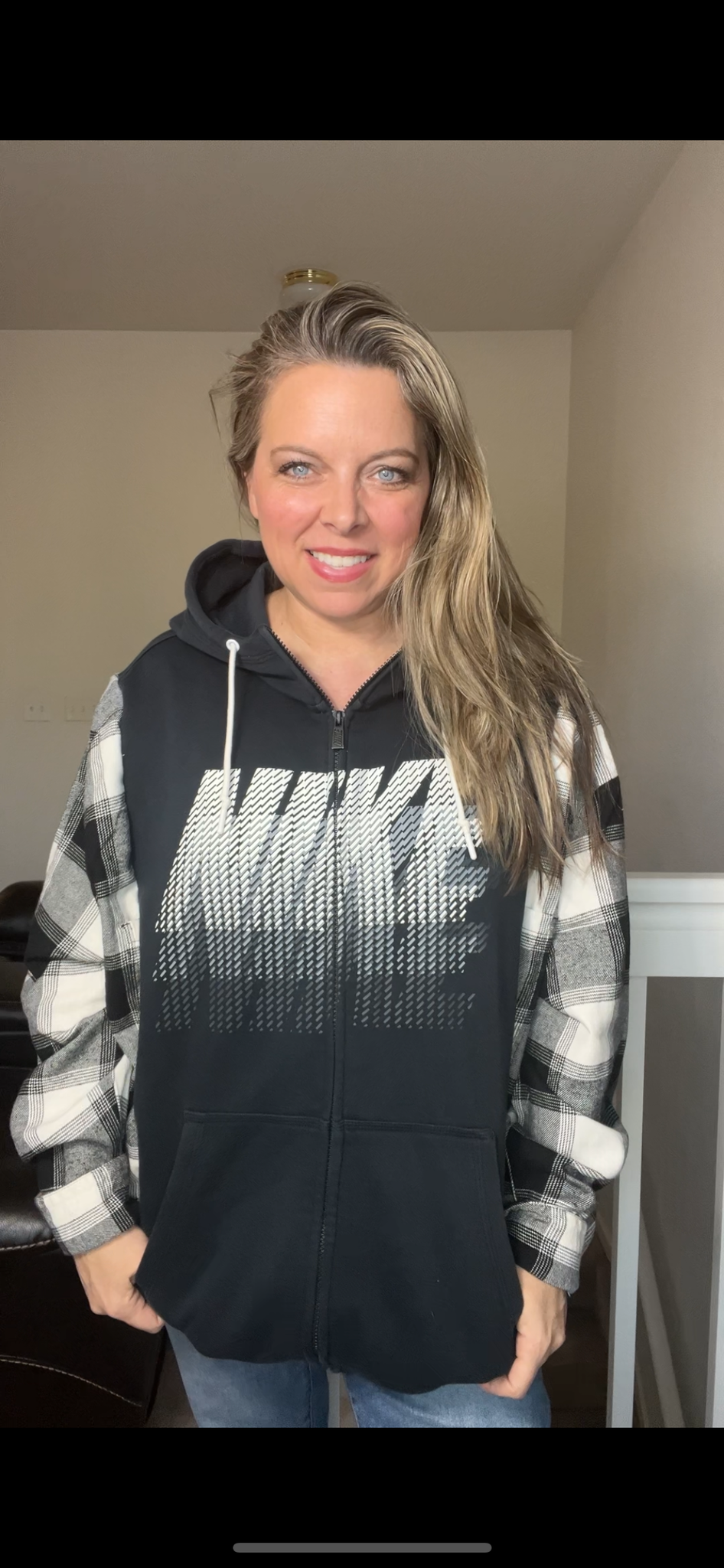 Upcycled Nike zip – women’s 3X/4X midweight sweatshirt with flannel sleeves