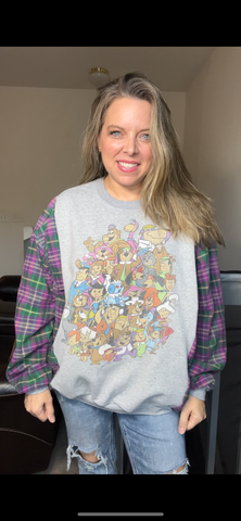 Upcycled Hanna-Barbera – women’s XL/OneX midweight sweatshirt with flannel sleeves