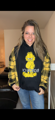 Upcycled Garfield – women's large midweight sweatshirt with textured sleeves ￼