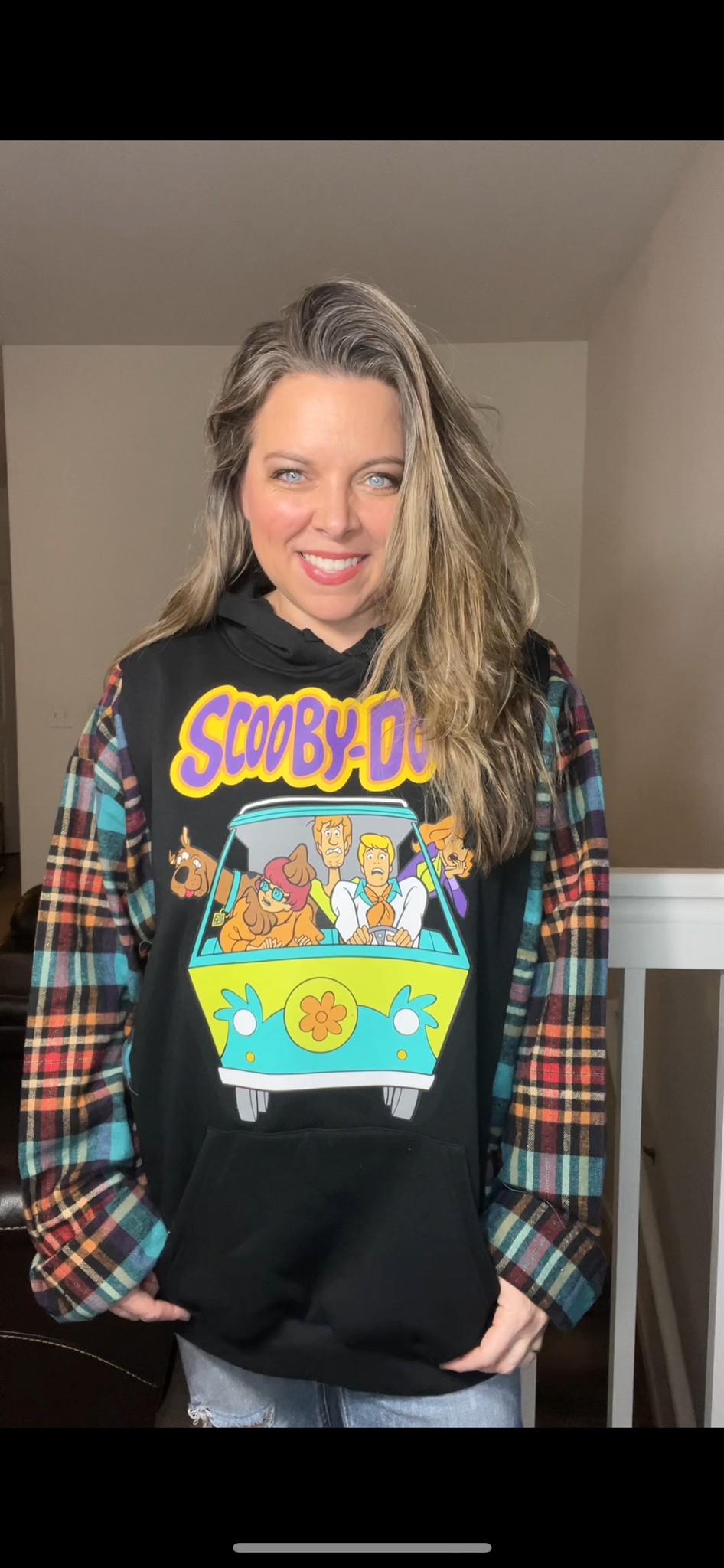 Upcycled Scooby Doo – women’s 3X – midweight sweatshirt with flannel sleeves