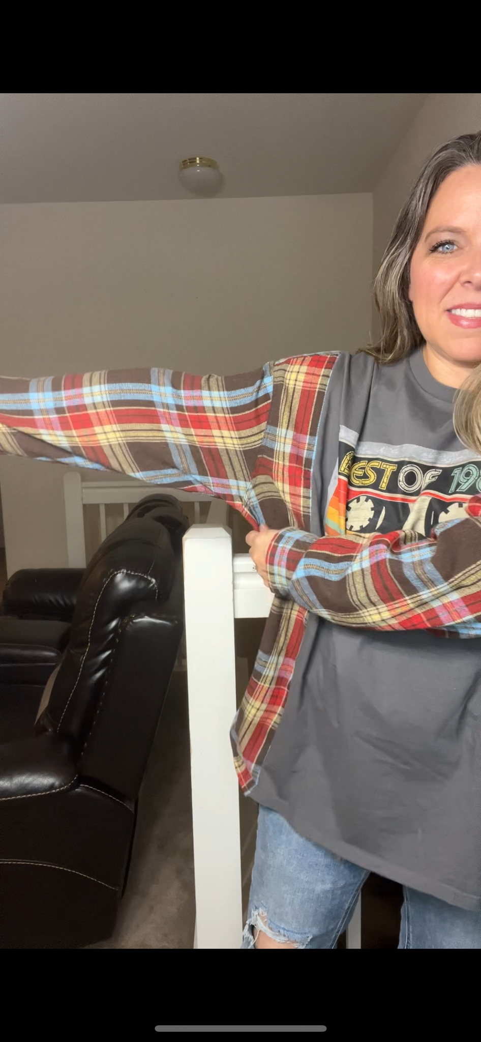 Upcycled 80s - Woman’s 2X/3X T-shirt with flannel sleeves