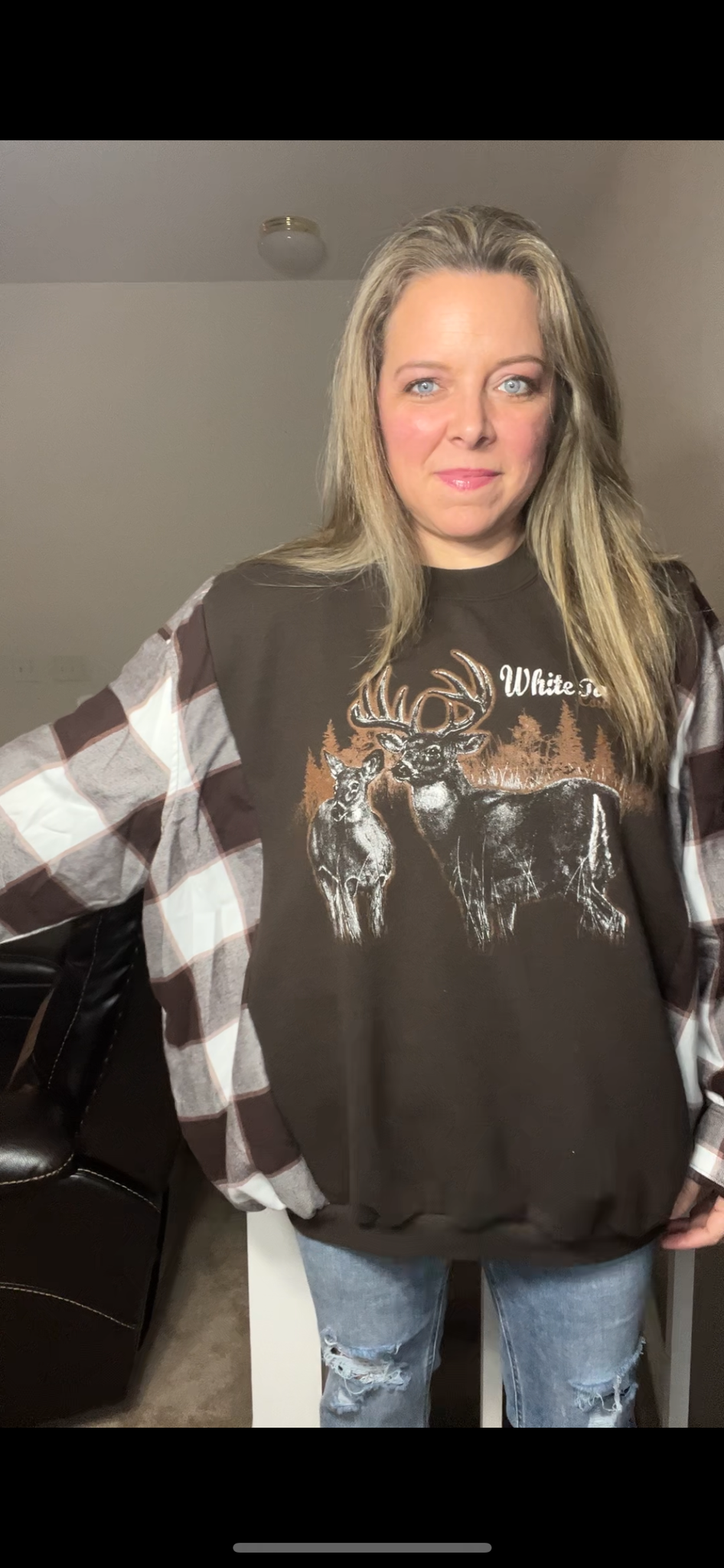 Upcycled Deer- Women’s 2X/3X – midweight sweatshirt with flannel sleeves￼