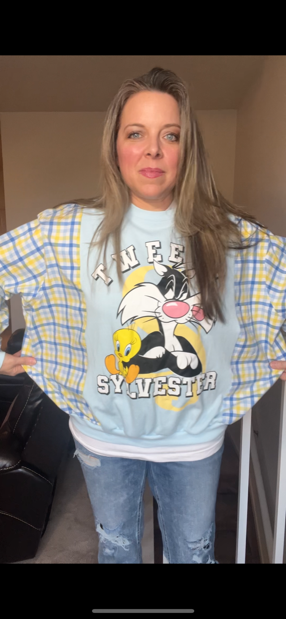 Upcycled Sylvester womens medium midweight sweatshirt