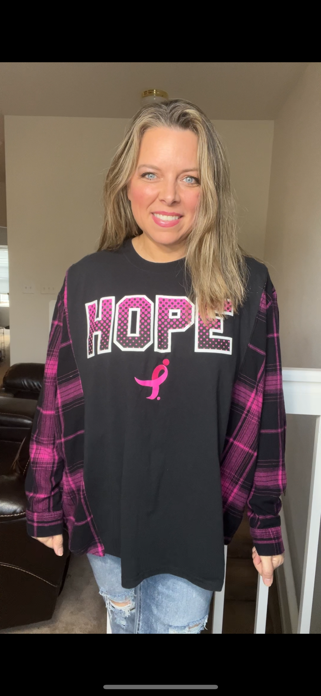 Upcycled Hope – women’s 1X – T-shirt with flannel sleeves￼