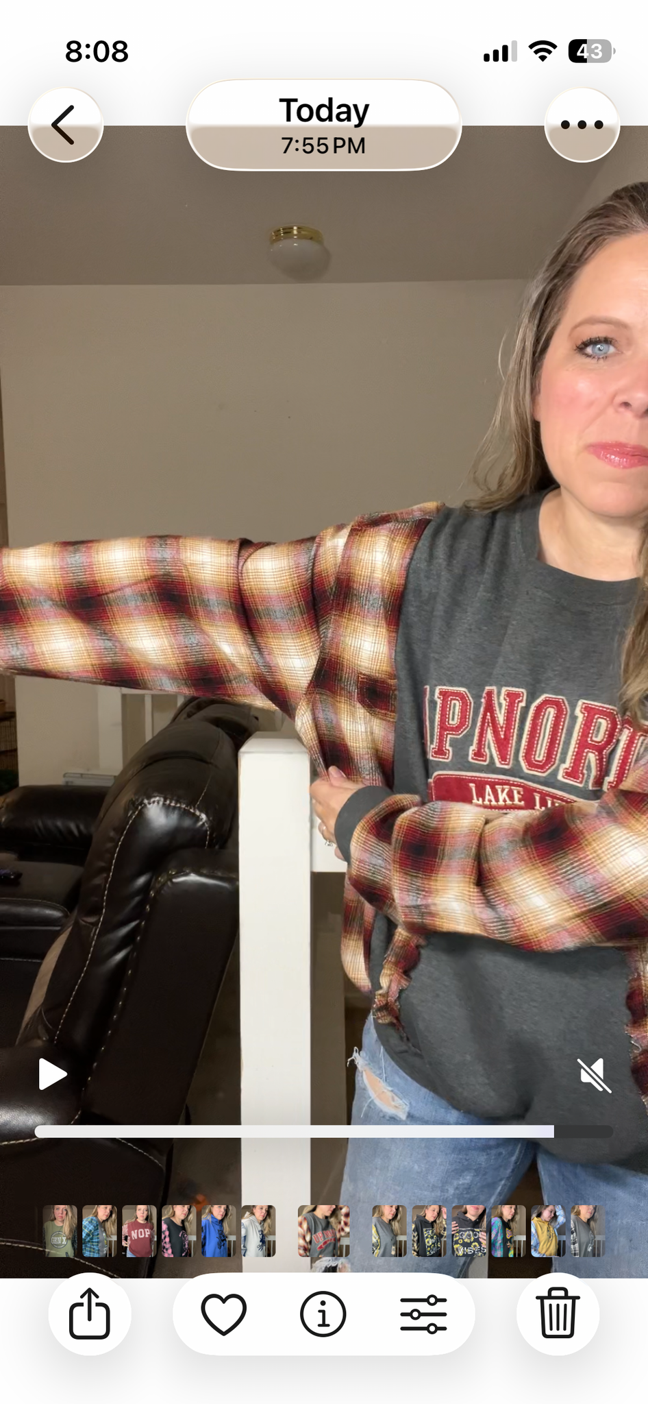 Upcycled Up north – women’s 1X midweight sweatshirt with flannel sleeves