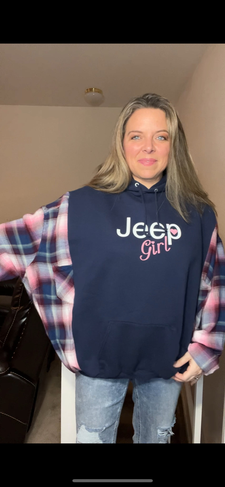 Jeep Girl - woman’s 3X - thick sweatshirt with flannel sleeves ￼