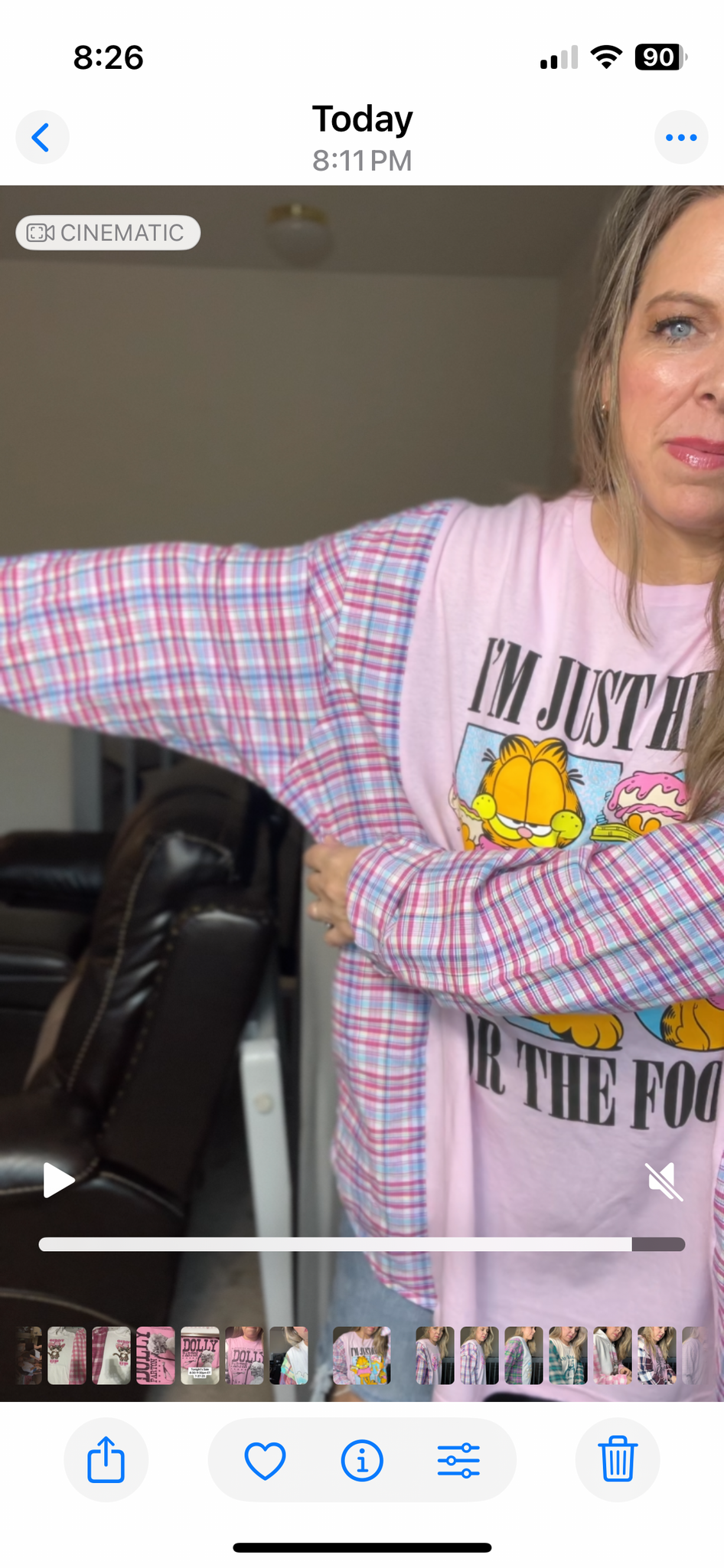 Upcycled Garfield – women's 4X/5X T-shirt with cotton sleeves
