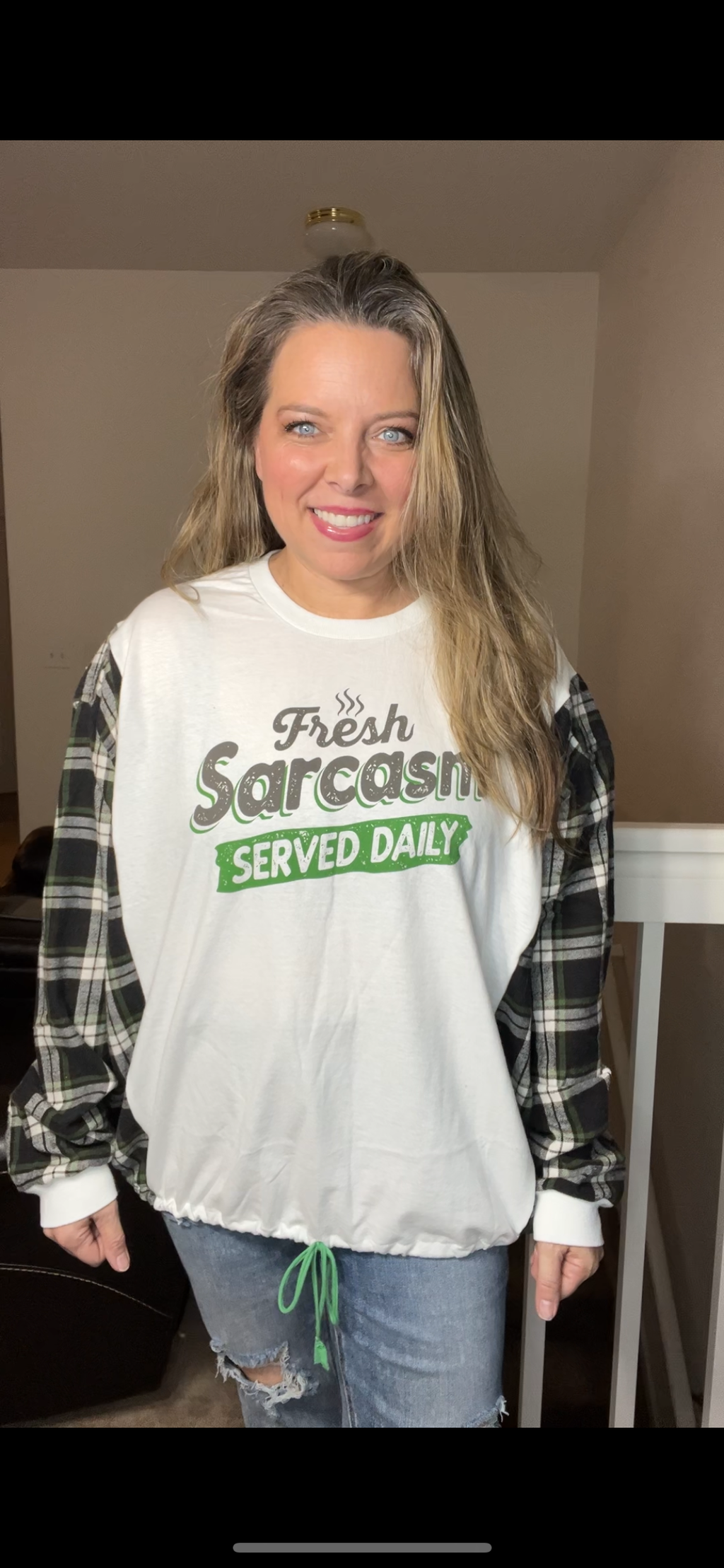 Upcycled Sarcasm – women’s 1X – thin T-shirt with flannel sleeves￼