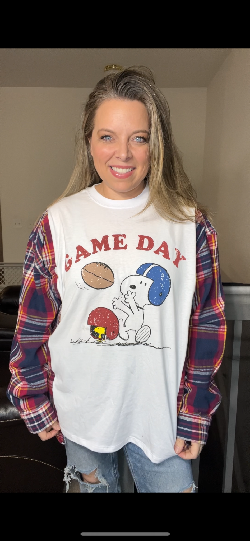 Upcycled Game day – women’s 2X T-shirt with flannel sleeves