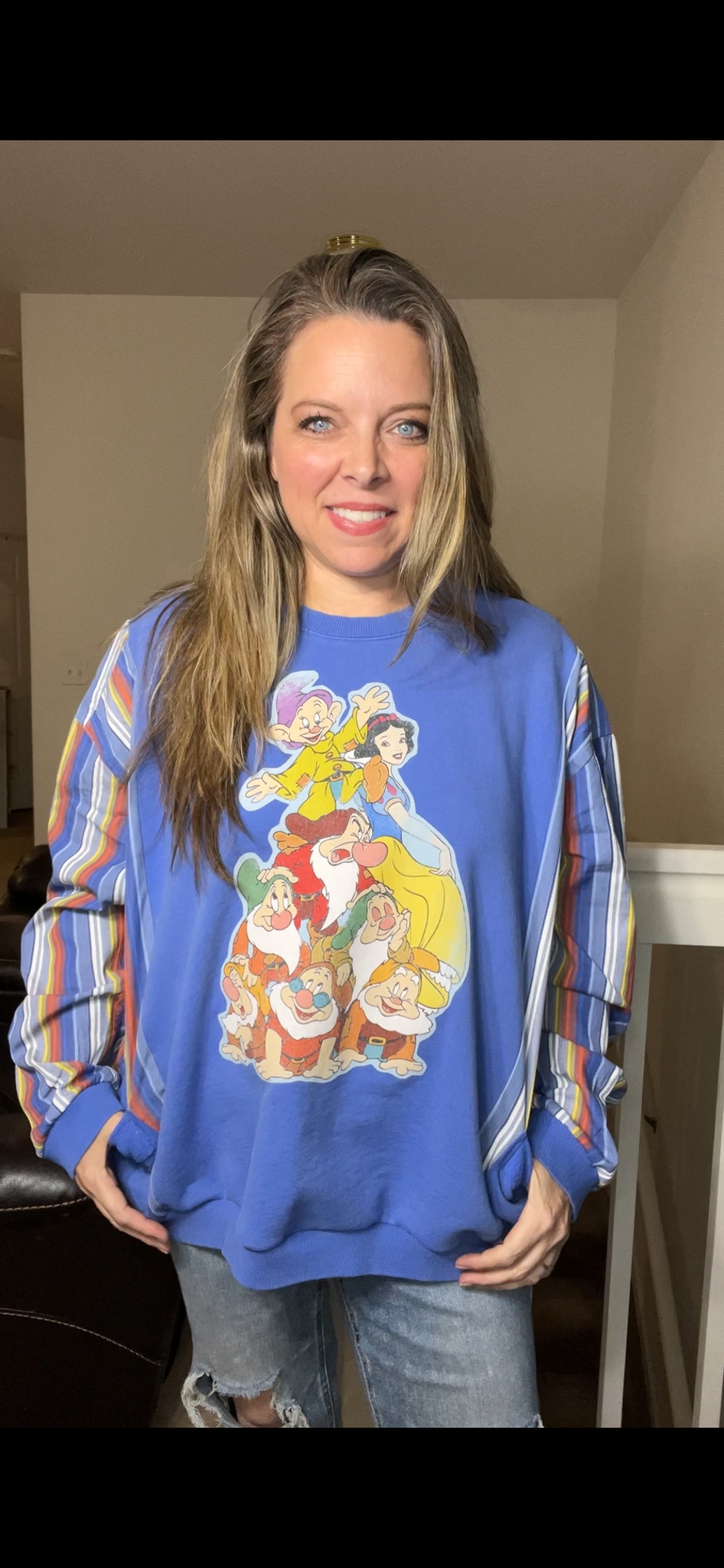 Upcycled Dwarfs – women’s 1X/2X midweight sweatshirt with textured cotton sleeves