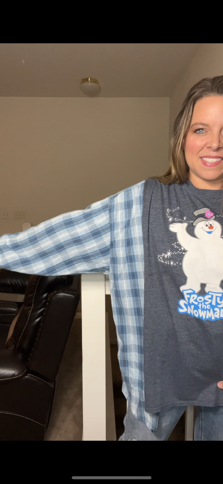 Upcycled Frosty – women’s 3X – T-shirt with flannel sleeves