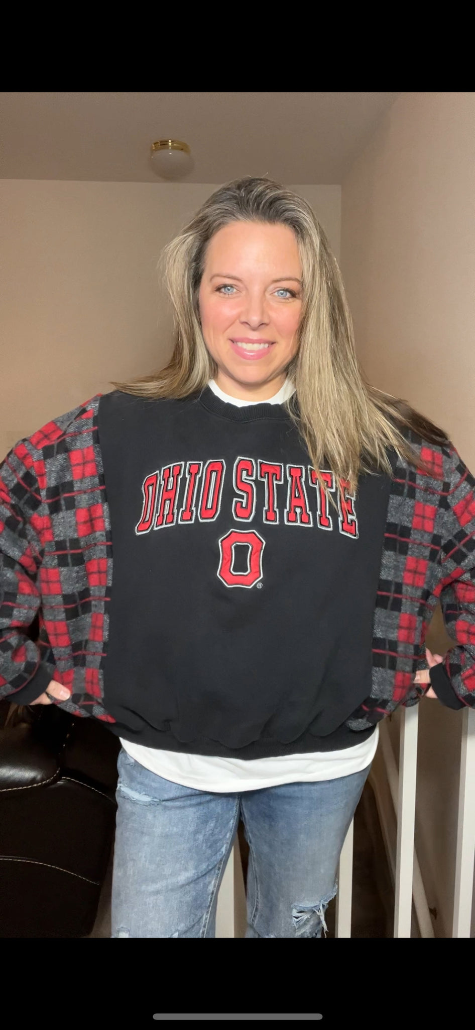 Ohio State - woman’s M/L - wide but shorter