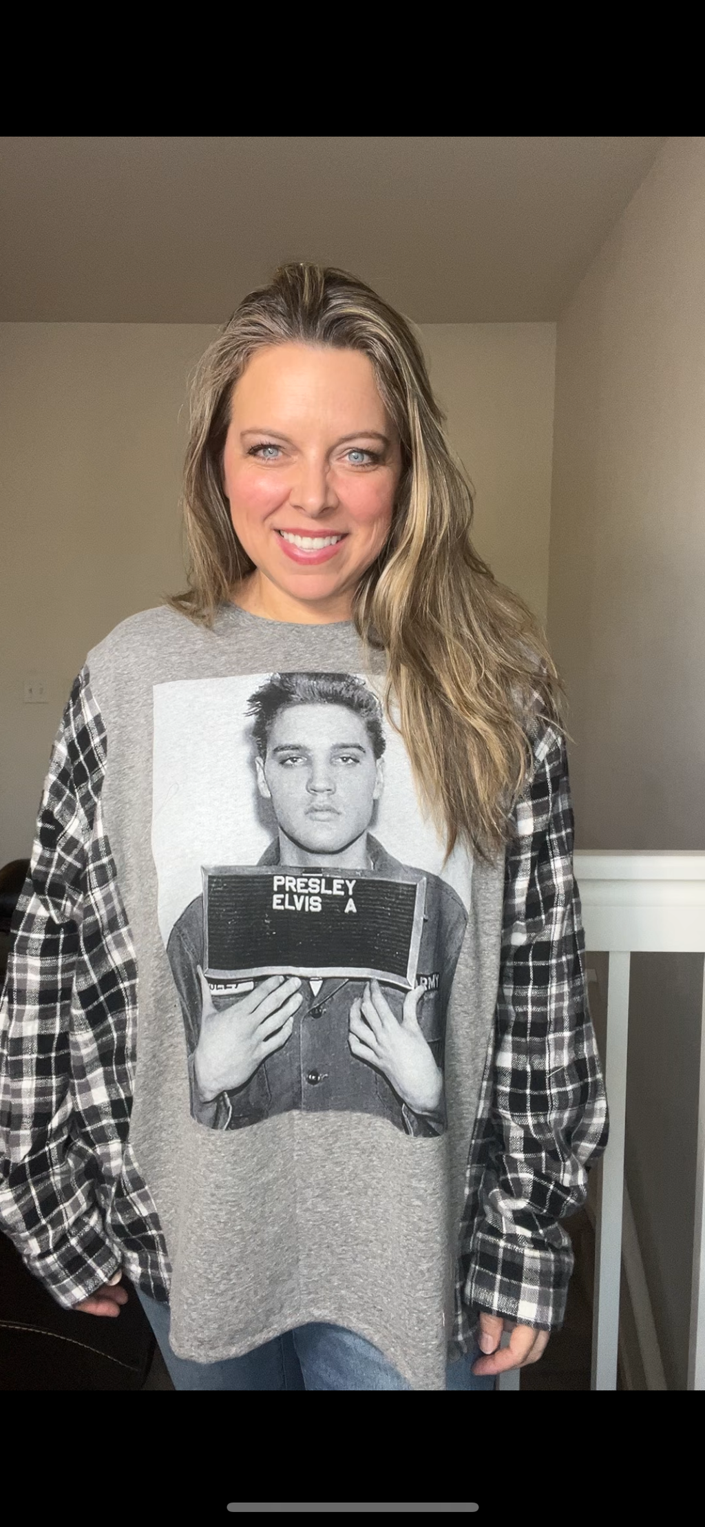 Upcycled Elvis – women’s 2X/3X T-shirt with flannel sleeves