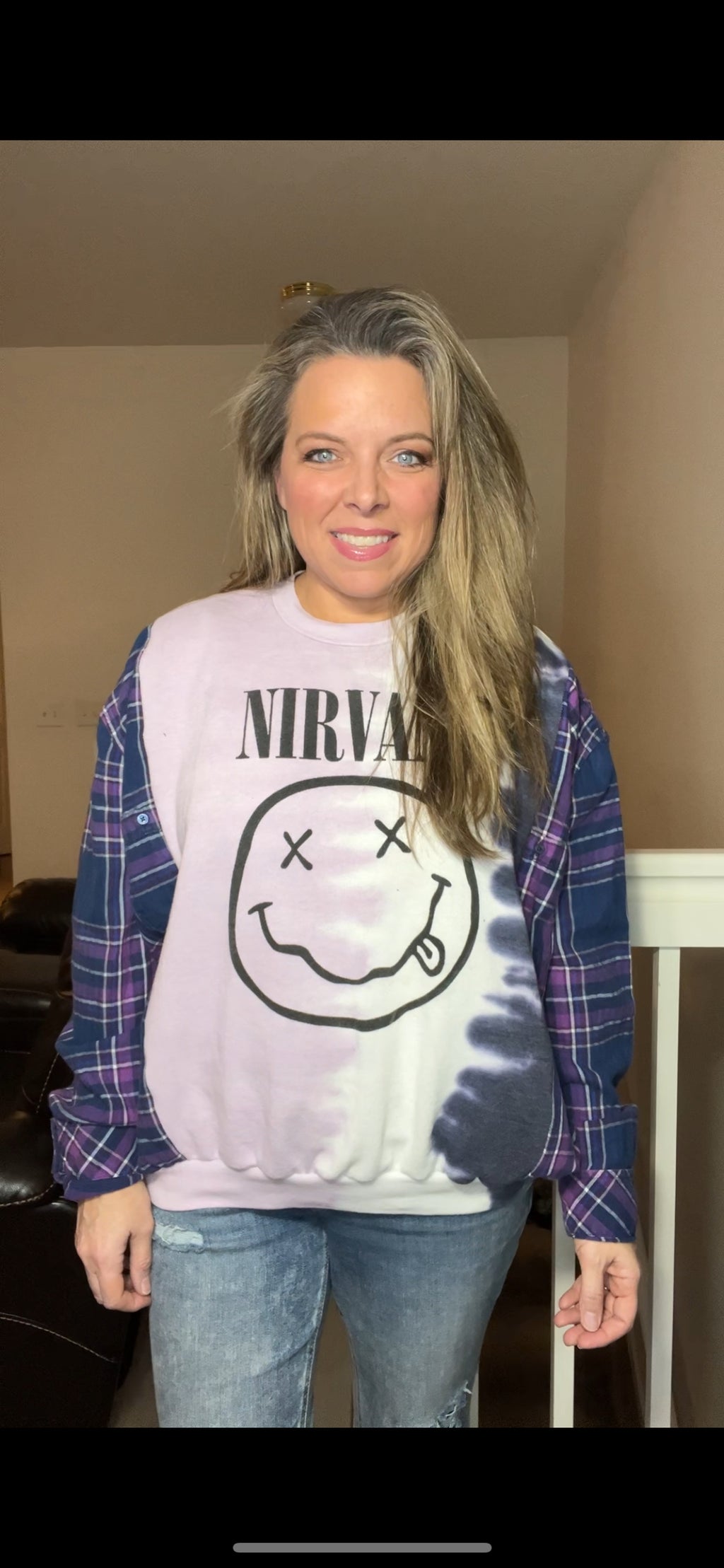 Nirvana - women’s medium - lightweight sweatshirt with cotton sleeves ￼