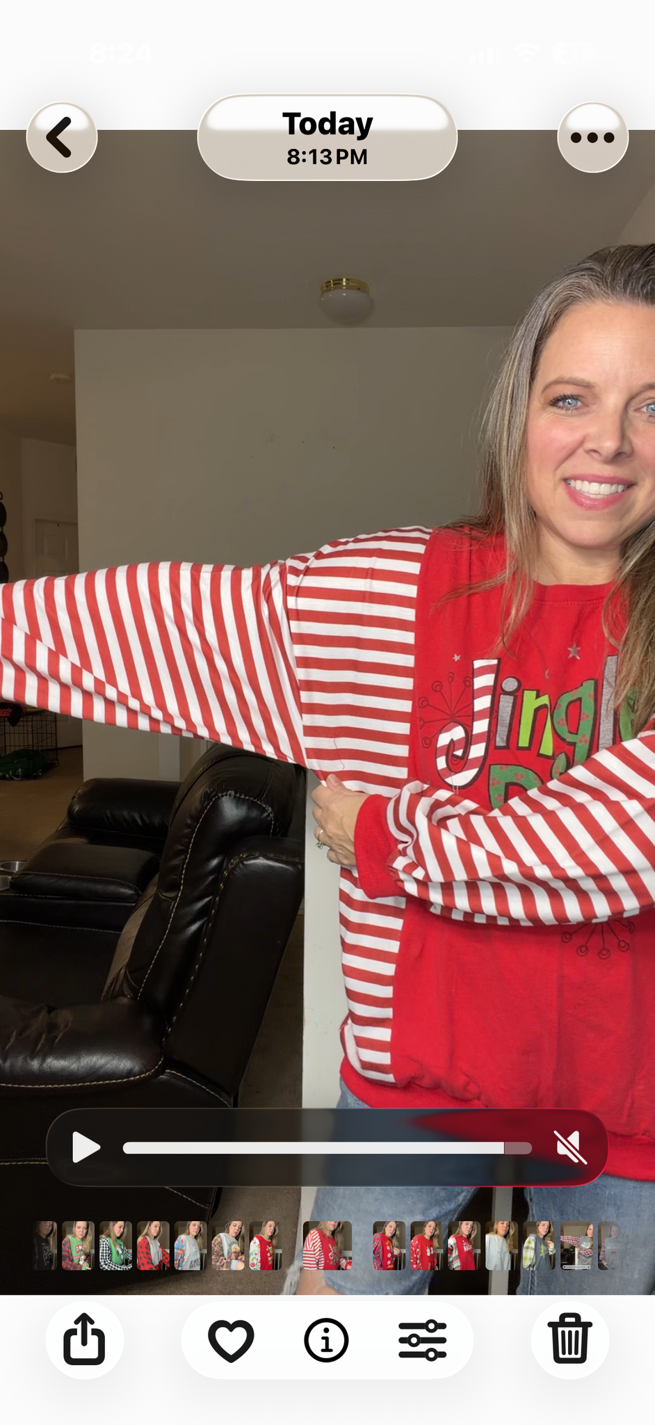 Upcycled jingle bells – women's medium/large T-shirt with stretchy sleeves