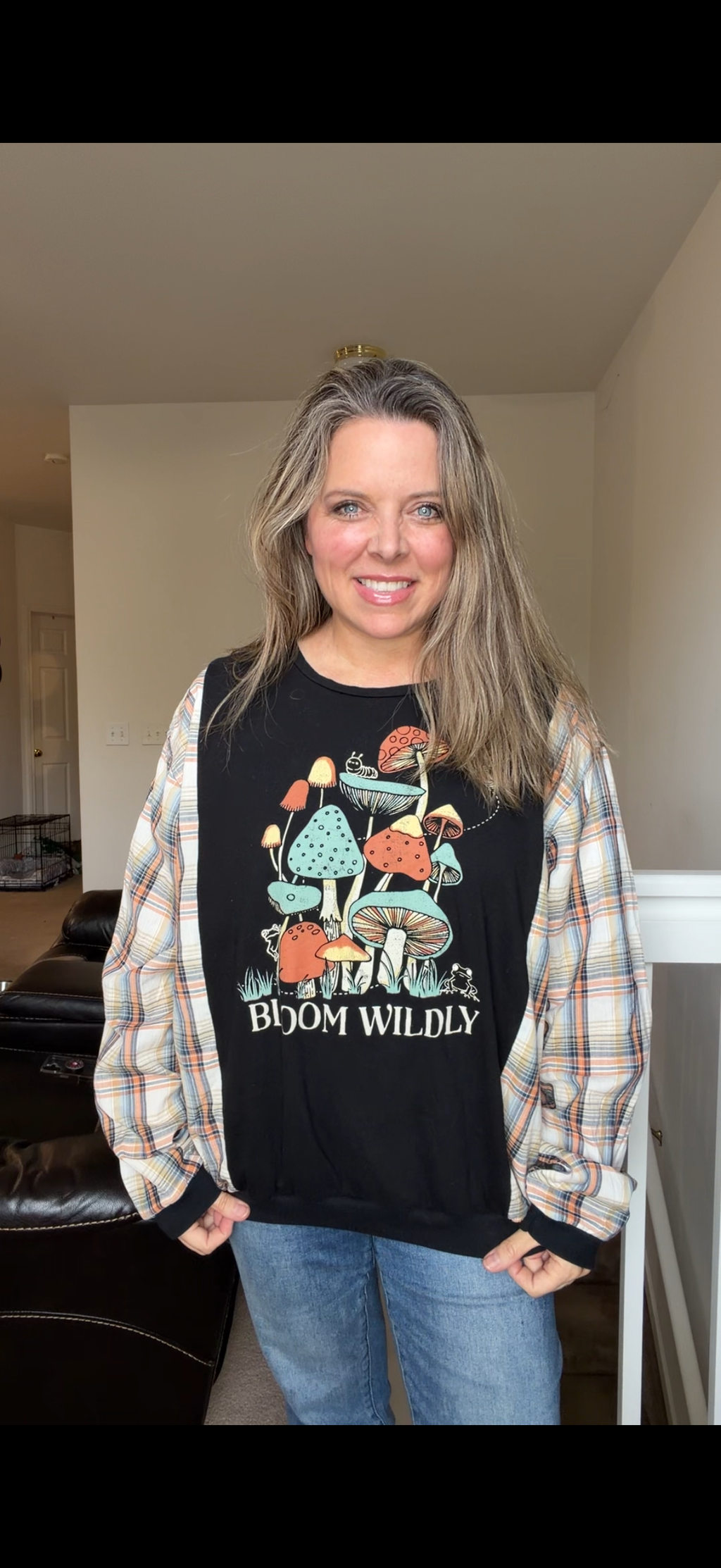 Upcycled Bloom - women's medium/large T-shirt with thin cotton sleeves ￼