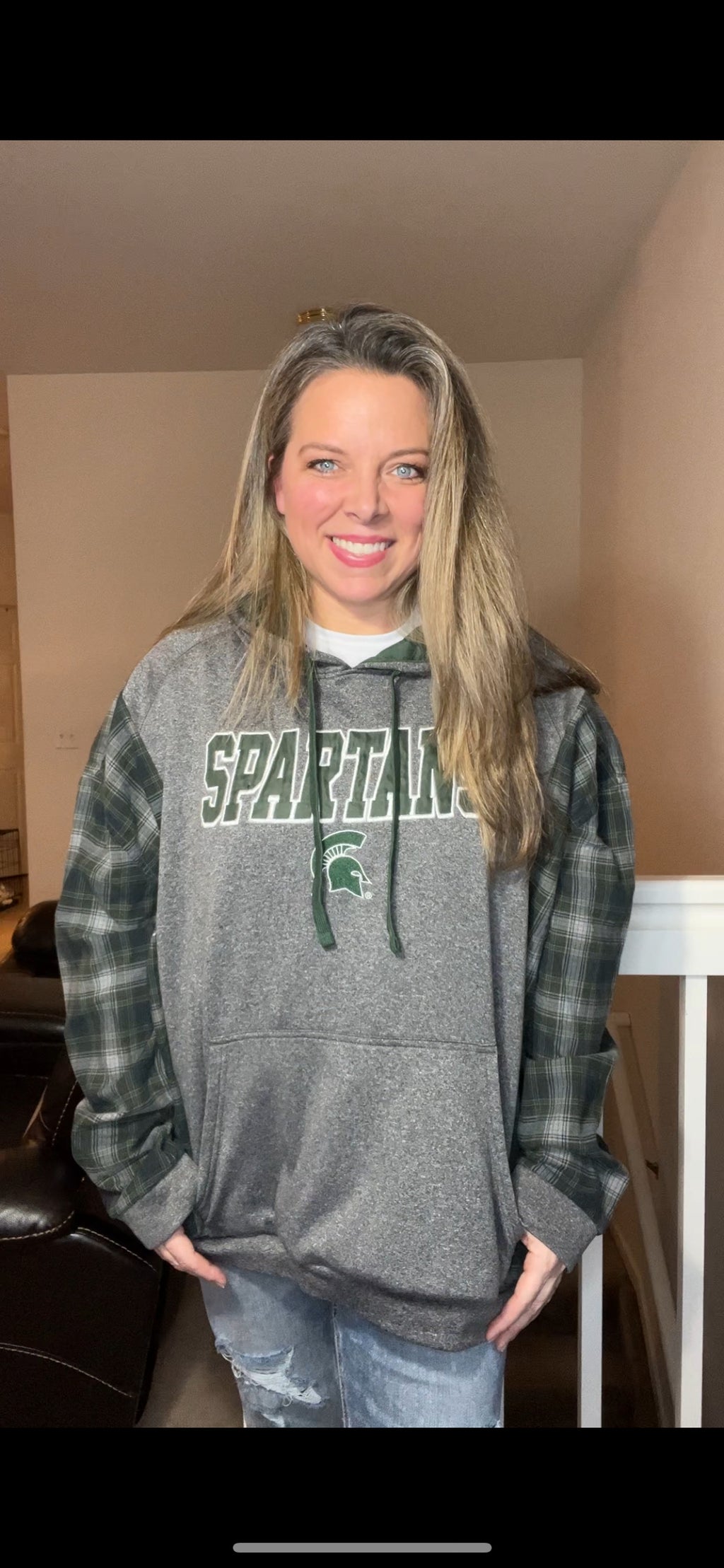 Upcycled Michigan State – women’s 2X/3X – midweight sweatshirt with flannel sleeves ￼