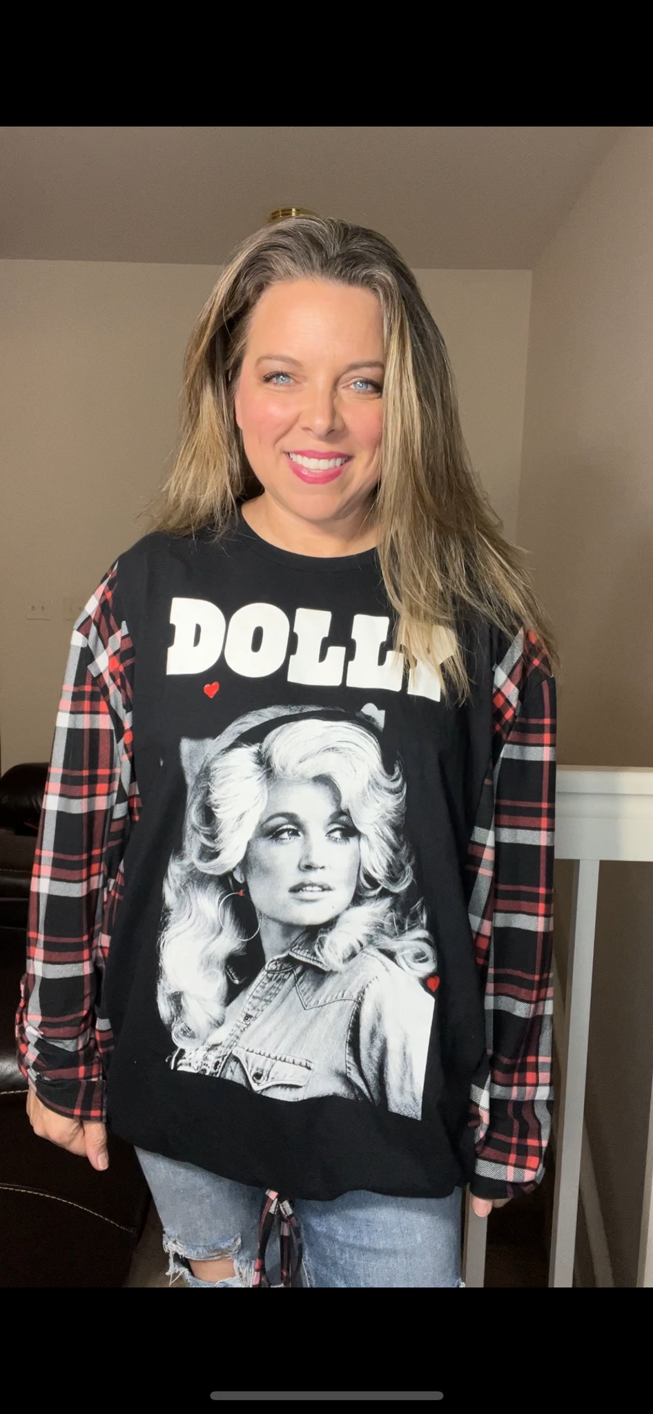 Upcycled Dolly - Women’s 4X – T-shirt with stretchy sleeves