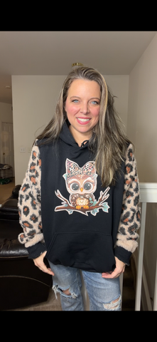Upcycled Owl – women's 2X midweight sweatshirt with fuzzy sweater sleeves
