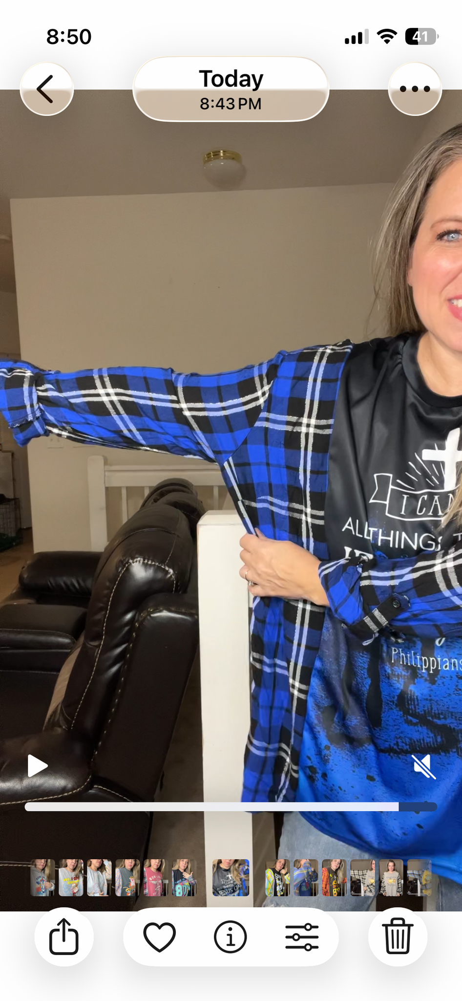 Upcycled Christ blue – women’s 1X dry fit T-shirt with tight thin flannel sleeves