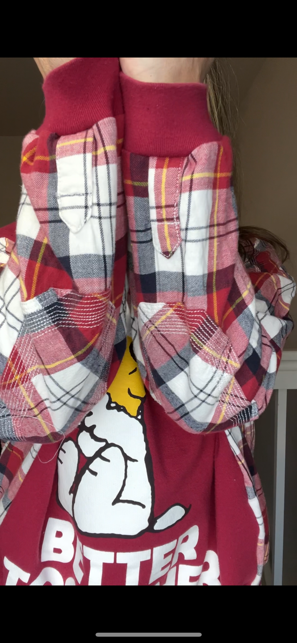 Upcycled Snoopy – women’s S/M – midweight sweatshirt with flannel sleeves￼