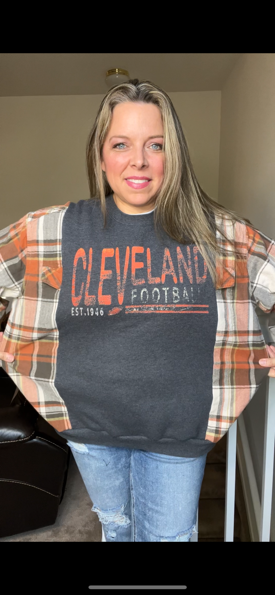 Upcycled Cleveland Football – women’s L/XL midweight sweatshirt with flannel sleeves￼