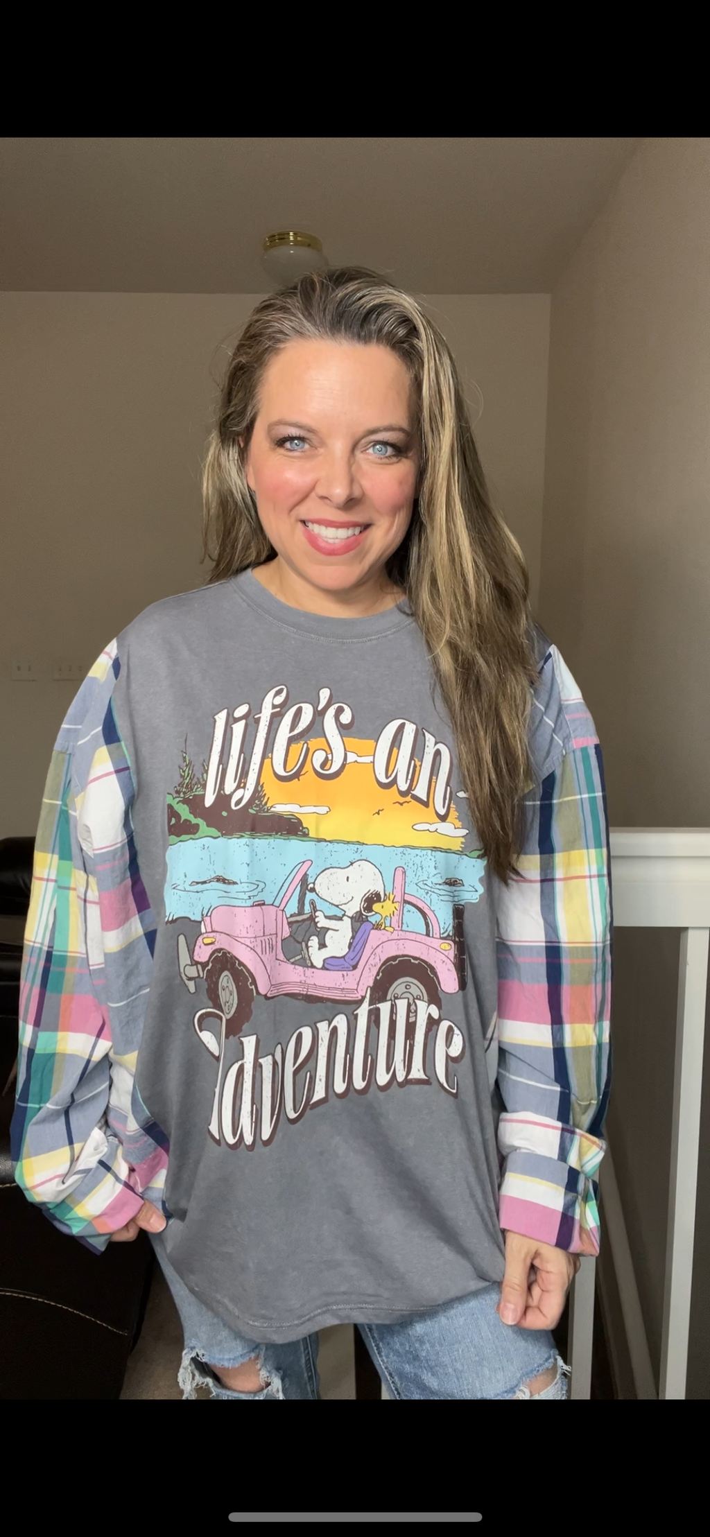 Upcycled Snoopy adventure – women’s 4X T-shirt with cotton dress sleeves