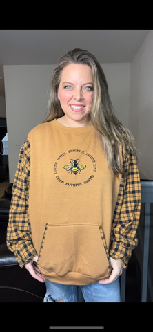 Upcycled ￼Bee - Women’s 3X midweight sweatshirt with flannel sleeves
