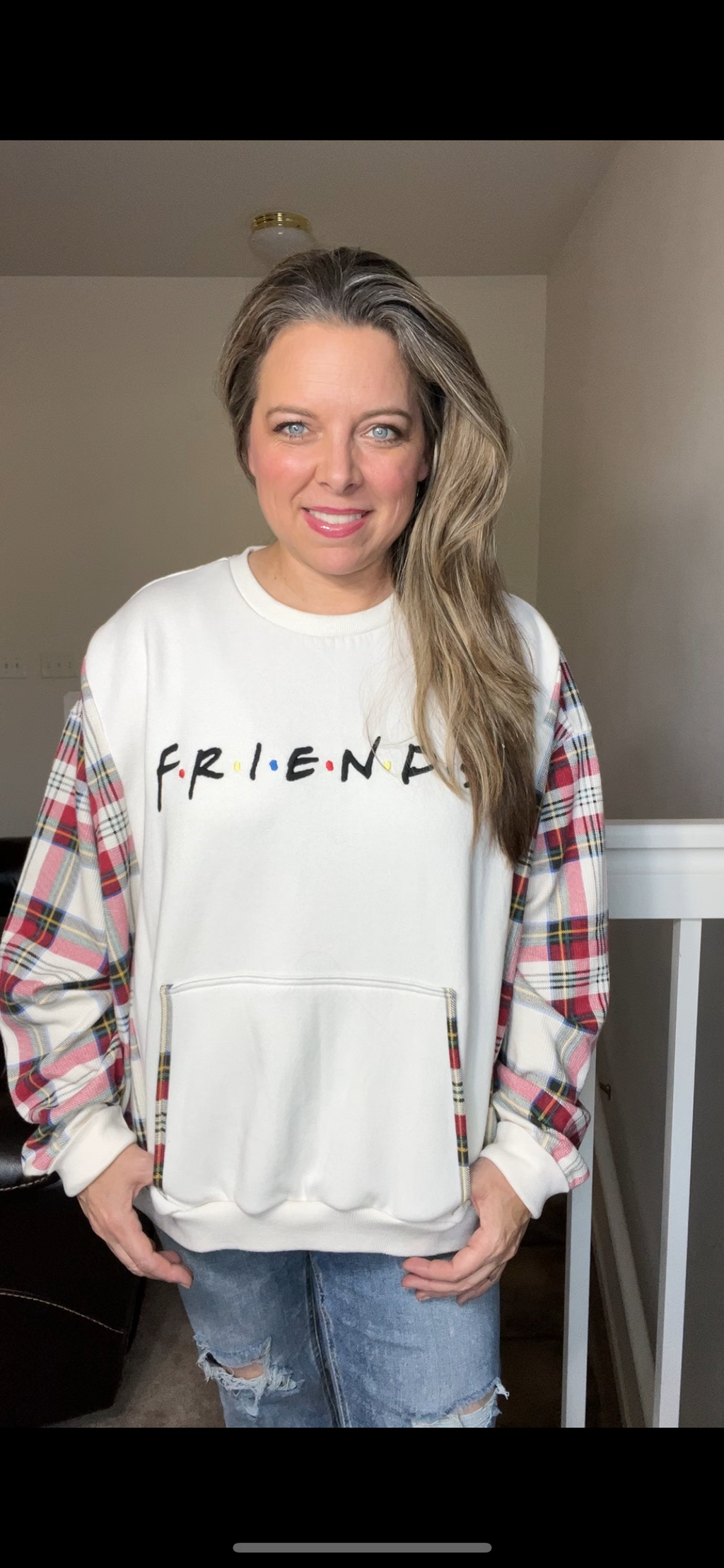 Upcycled Friends – women’s 1X - midweight sweatshirt with stretch sleeves￼