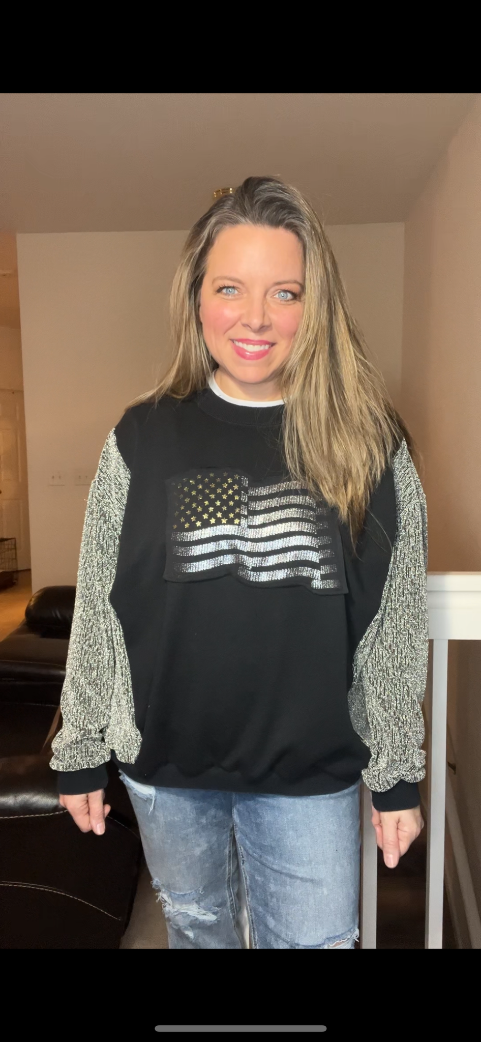 Upcycled Flag – women’s M/L – midweight sweatshirt with jersey stretch sleeves￼