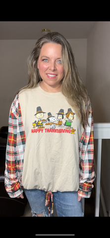 Upcycled Thanksgiving – women’s 2X – T-shirt with jersey sleeves