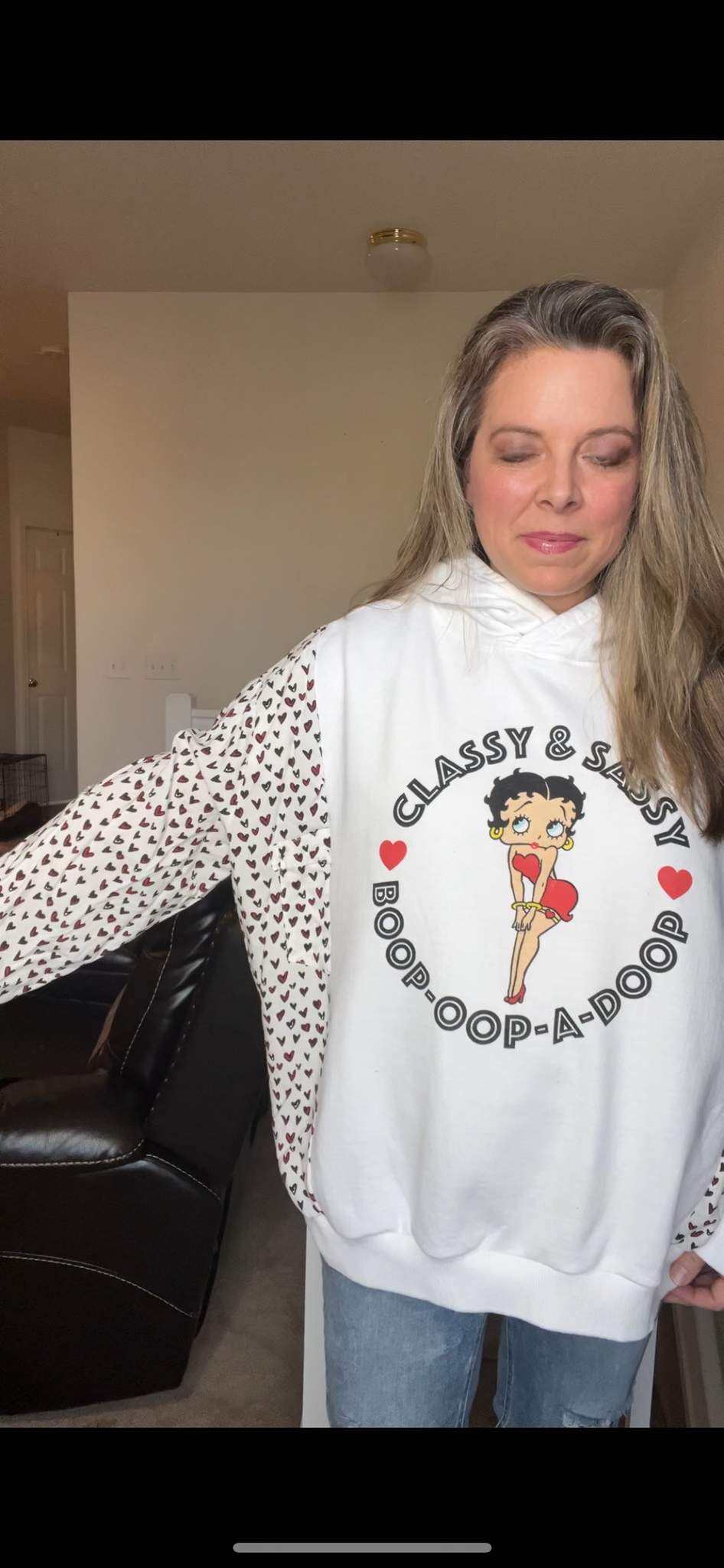 Upcycled Betty Boop – women’s 2X – midweight sweatshirt with soft cotton sleeves￼