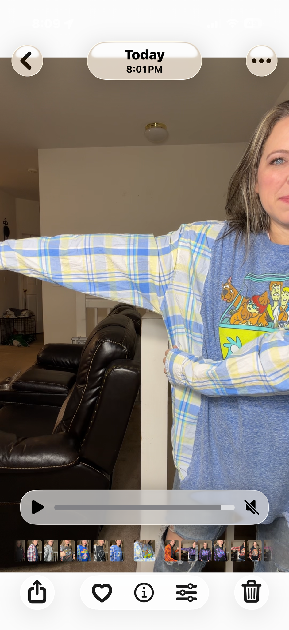 Upcycled Scooby crew – women's 3X T-shirt with cotton sleeves
