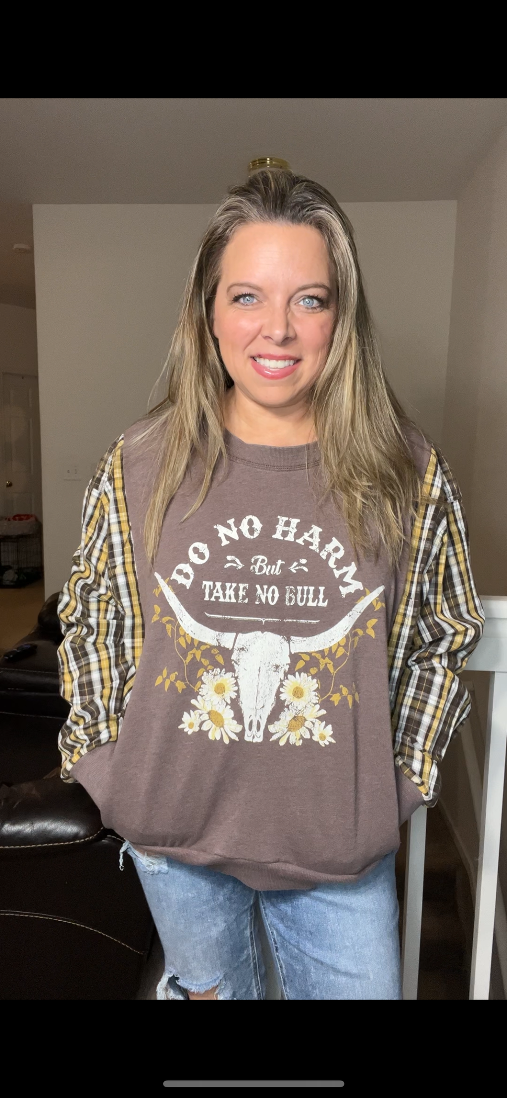 Upcycled Bull – women’s medium, thin sweatshirt with cotton sleeves