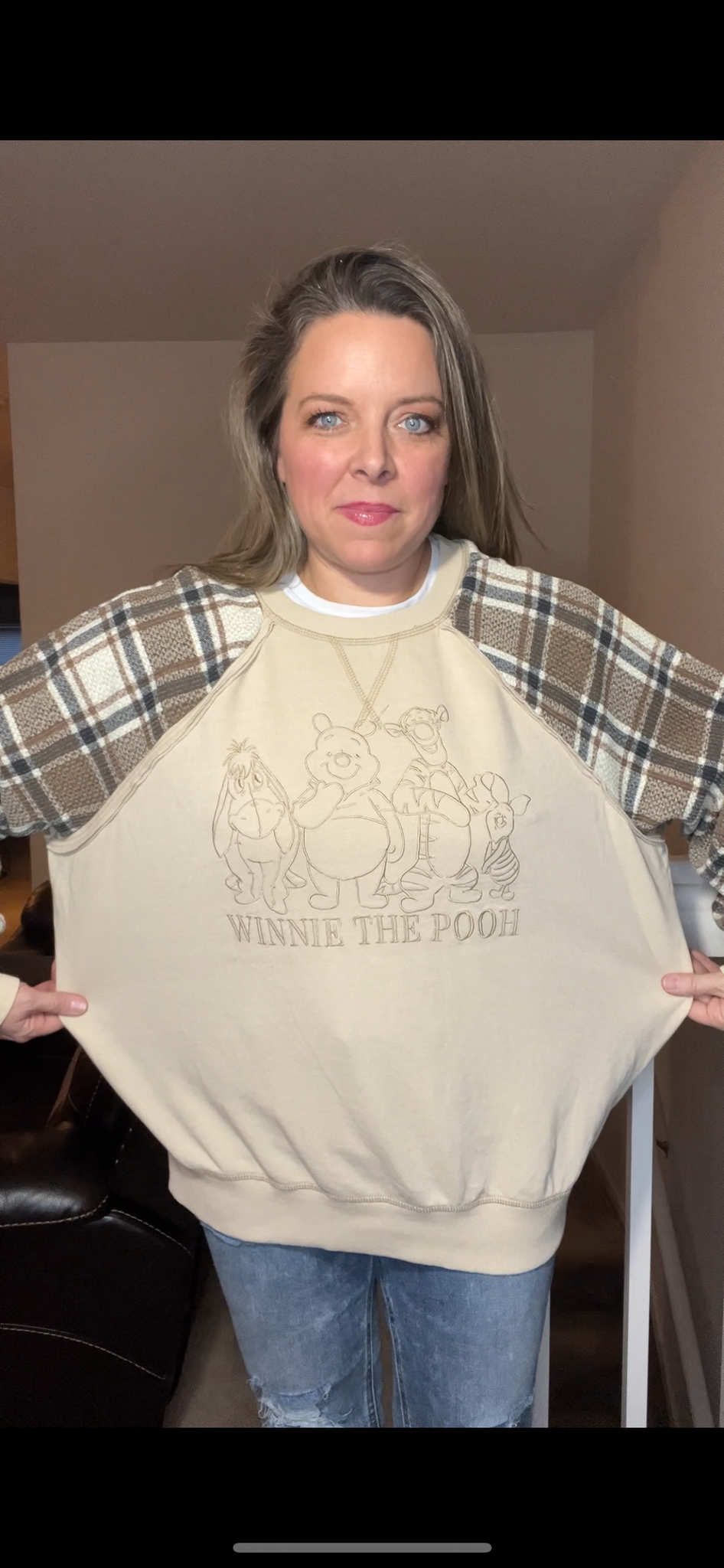 Upcycled Poo￼h Friends - Women’s XL – thin sweatshirt with textured flannel sleeves￼