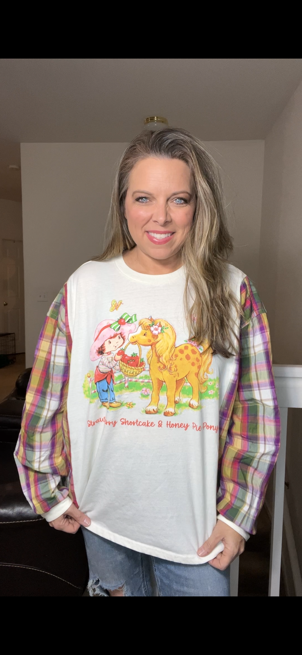 Upcycled Strawberry shortcake – women’s 2X T-shirt with cotton sleeves