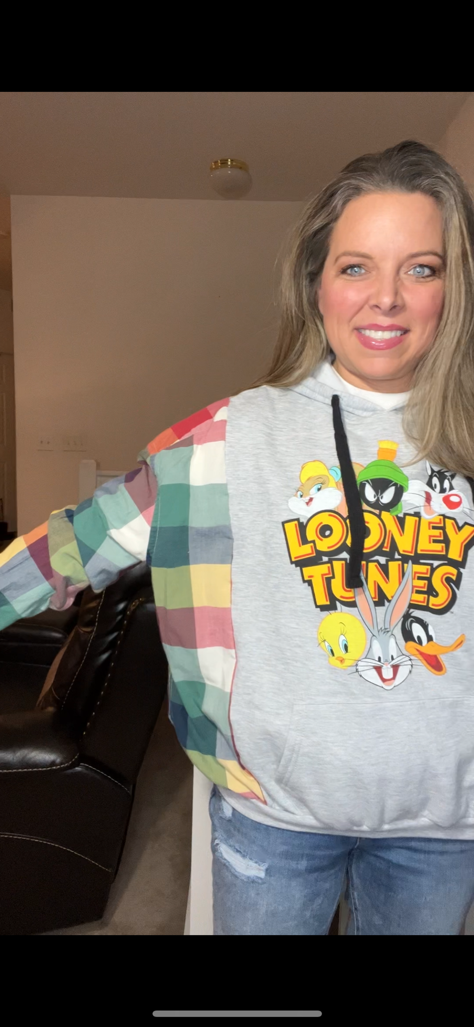 Upcycled Looney Tunes – women’s medium – midweight sweatshirt with cotton￼ sleeves