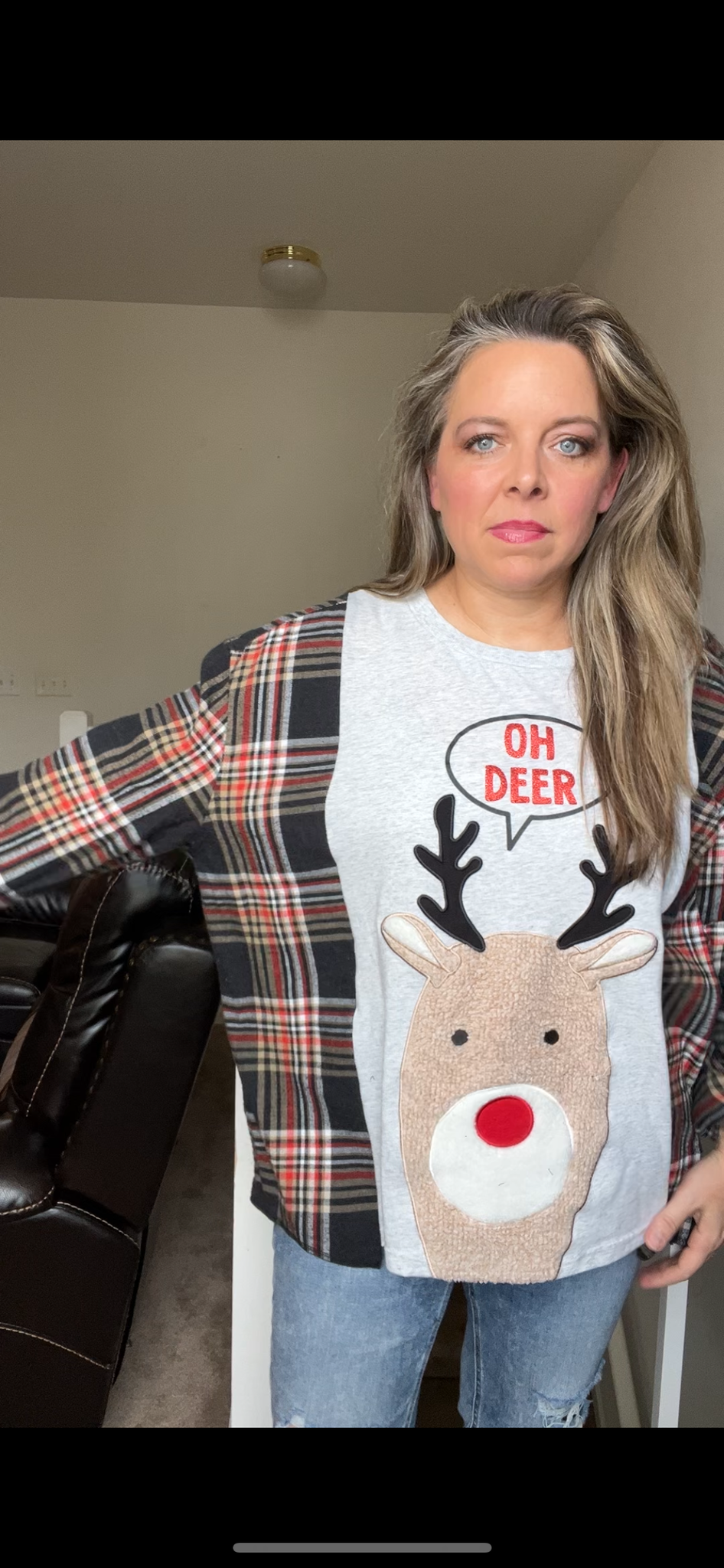 Upcycled Oh Deer – woman’s XL – T-shirt with flannel sleeps￼