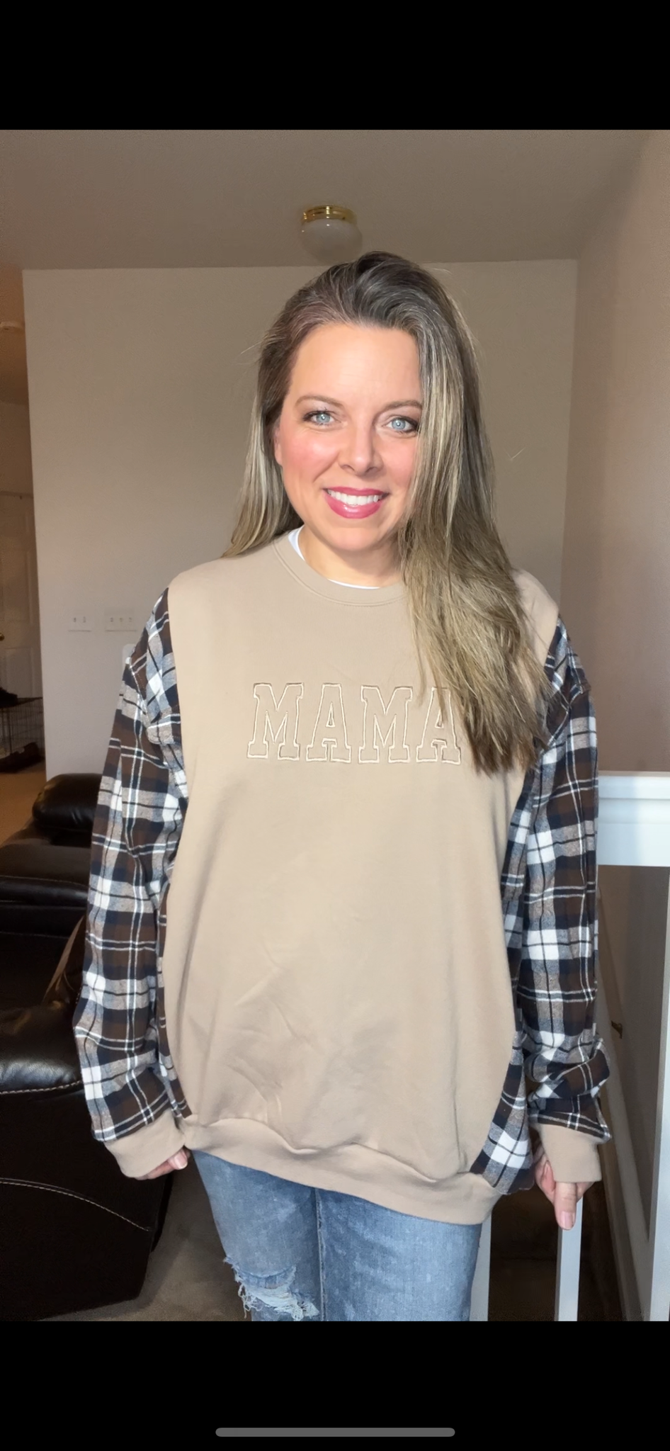 Upcycled Mama – women’s 1X – midweight sweatshirt with flannel sleeves￼