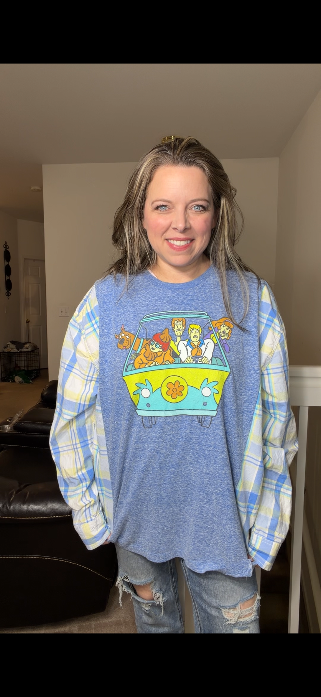 Upcycled Scooby crew – women's 3X T-shirt with cotton sleeves