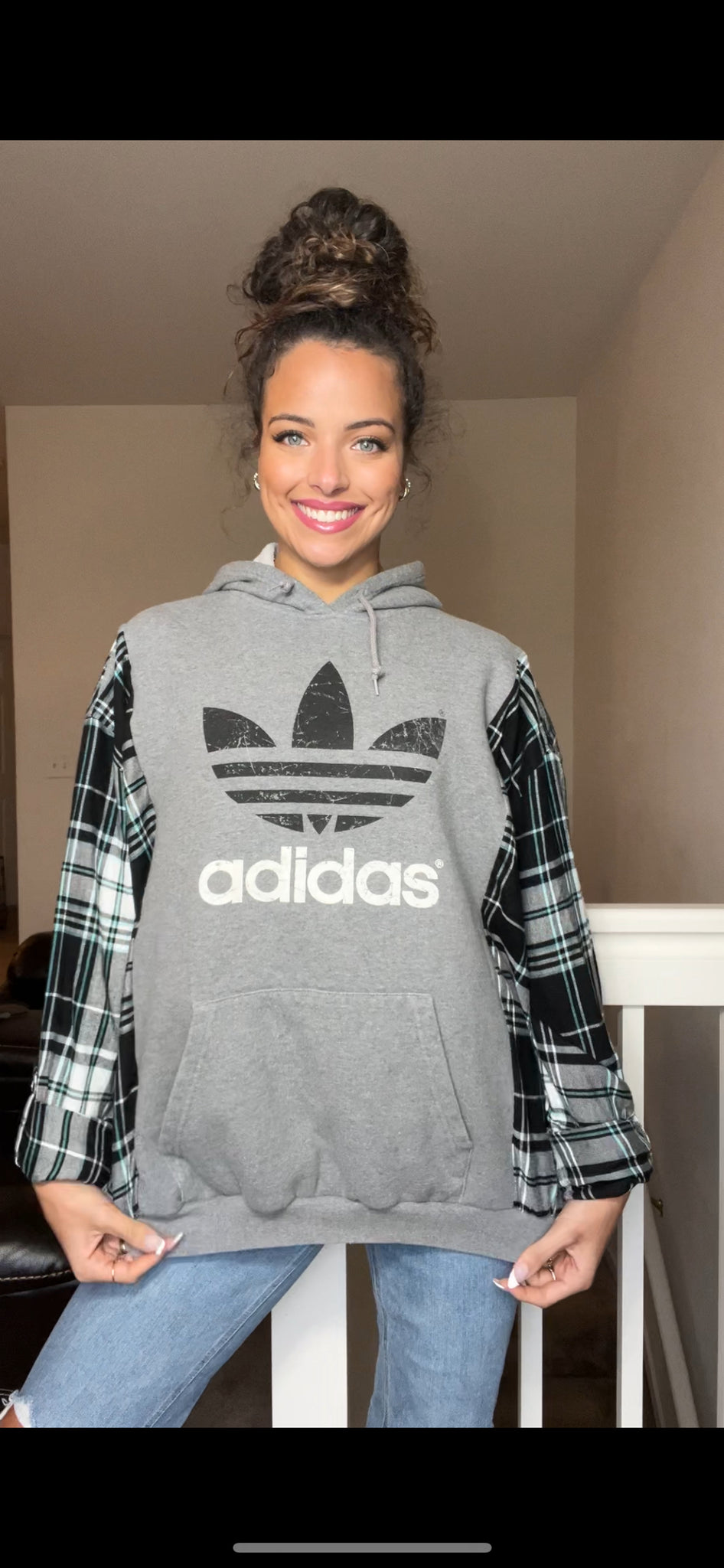 Adidas - woman’s XL/1X - thick sweatshirt with thin flannel sleeves ￼