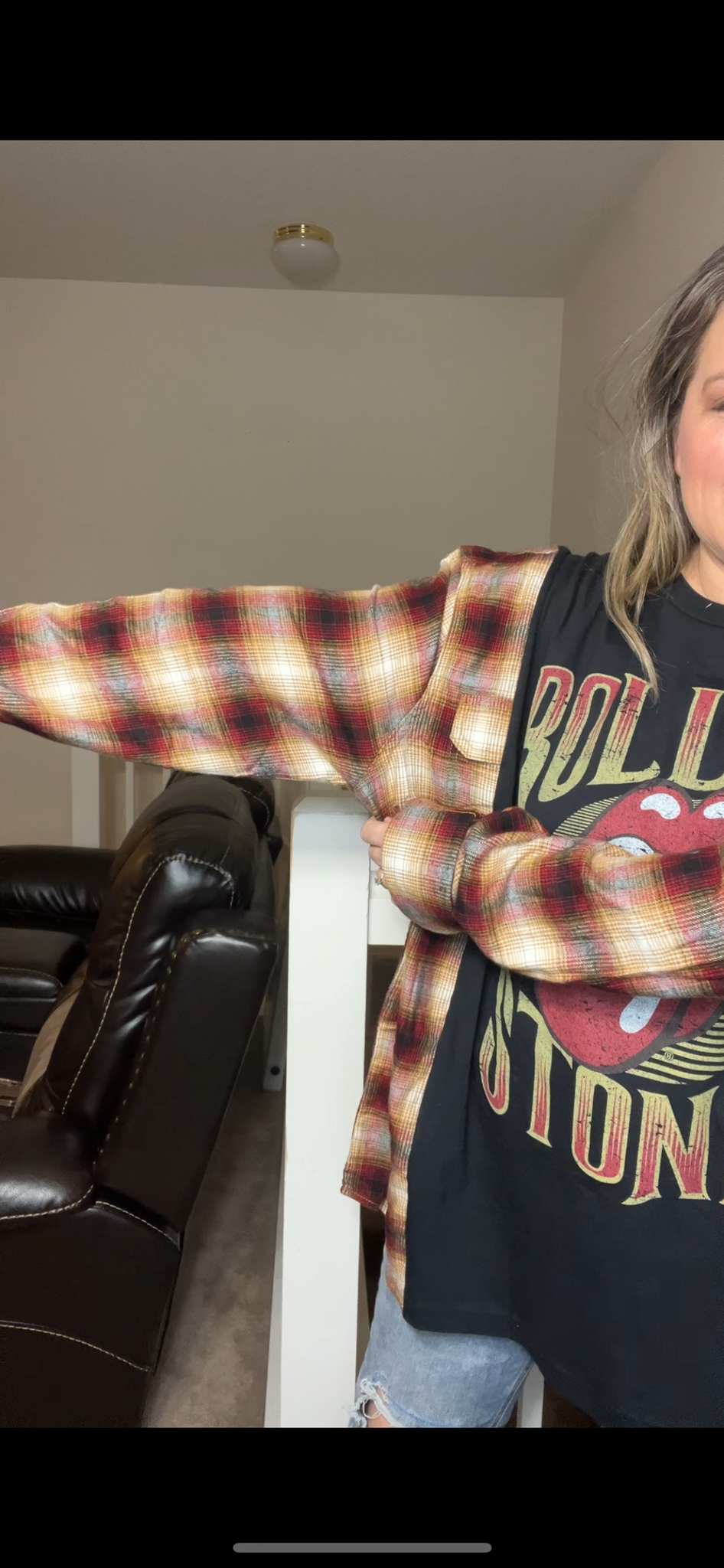 Upcycled Rolling Stones – women’s 5X – T-shirt with flannel sleeves