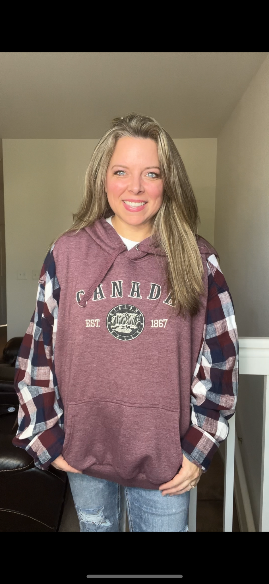 Upcycled Canada – women’s 2X/3X – midweight sweatshirt with flannel sleeves ￼