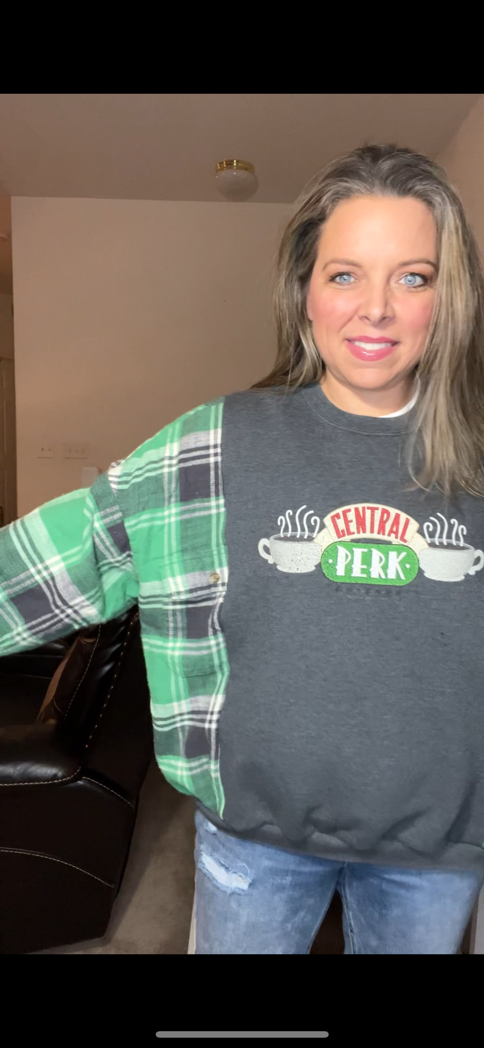 Upcycled Friends - Women’s large – midweight sweatshirt with soft flannel sleeves￼
