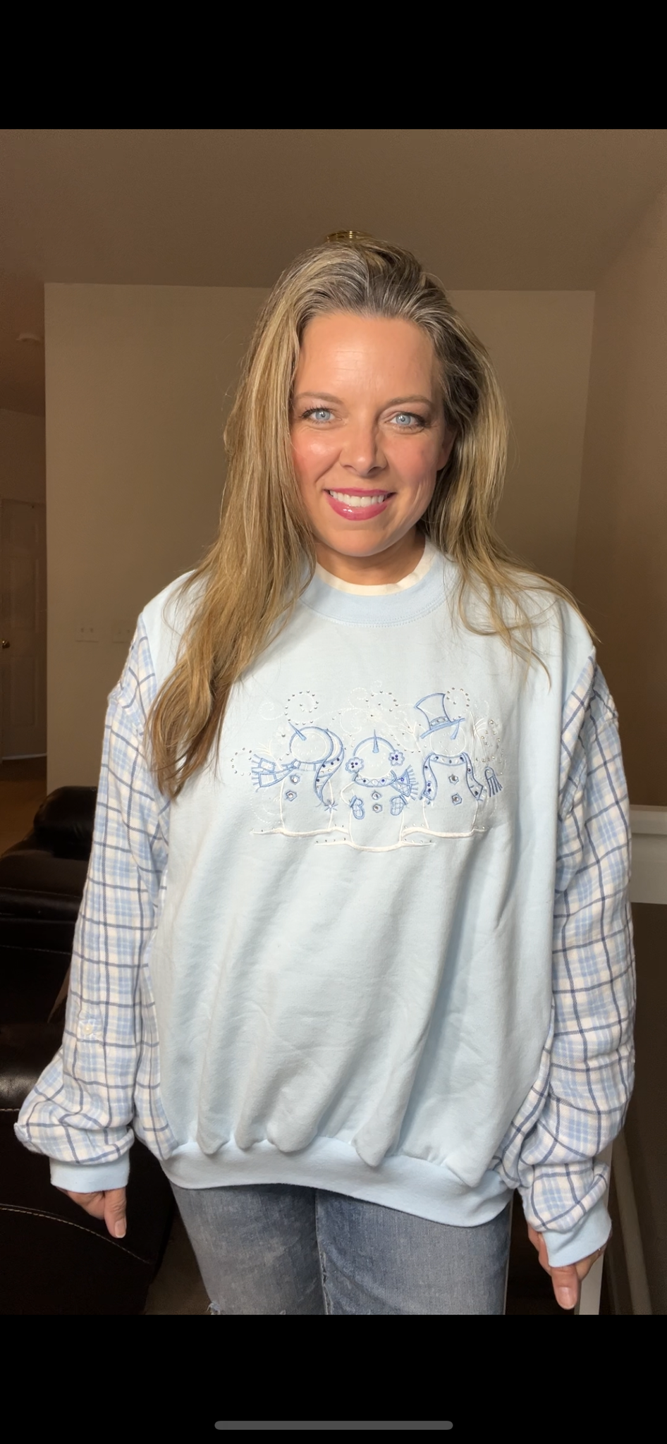 Upcycled Snowmen – women’s M/L – midweight sweatshirt with flannel sleeves￼